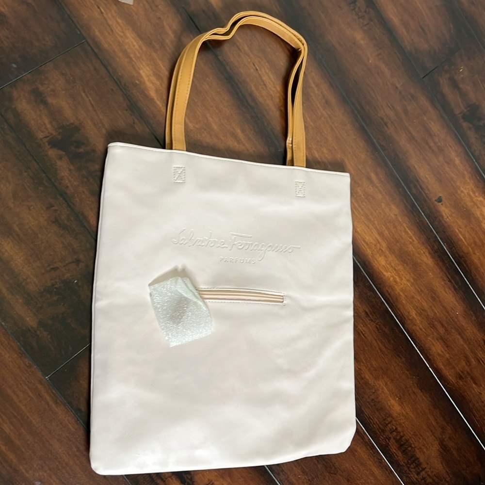 Salvatore Ferragamo Parfums Faux Leather Soft Pink Tote Shoulder Bag - Picture 10 of 16